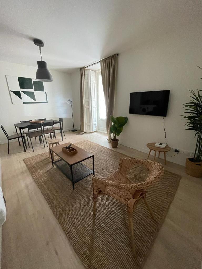 Cozy&New Apartment Para 6Pax En La Plaza De Tirso - Madrid E1 외부 사진
